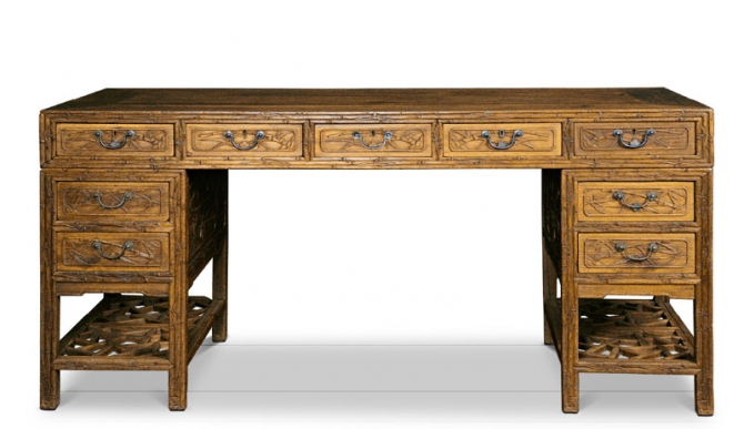 金絲楠作竹節(jié)紋寫字臺